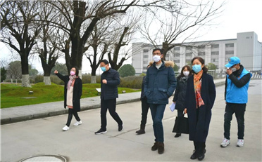 United in Fighting Against Coronavirus |Tong Yifeng, Member of the Standing Committee of Xiaoshan District Committee and Minister of the United Front Work Department, led his team to inspect High Fash