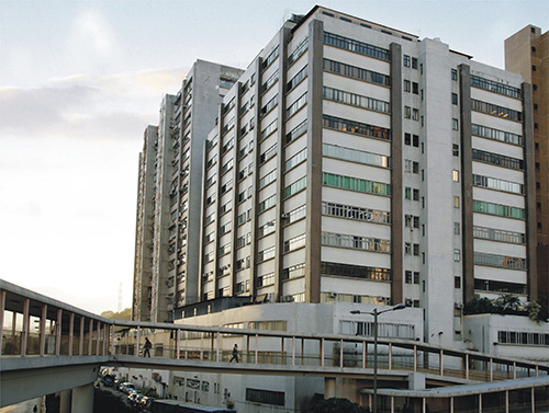 2001年，购入达利国际中心，作为香港总部基地.jpg